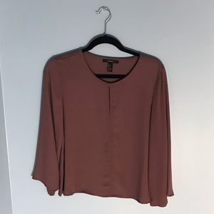 Long Sleeve Keyhole Shirt
